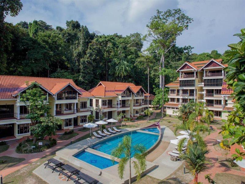 Anjungan Beach Resort Кампунг Телук Нипа Екстериор снимка