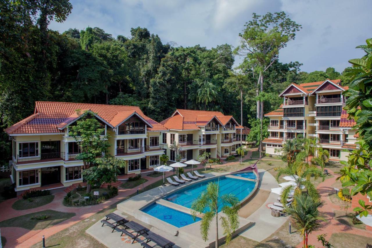 Anjungan Beach Resort Кампунг Телук Нипа Екстериор снимка