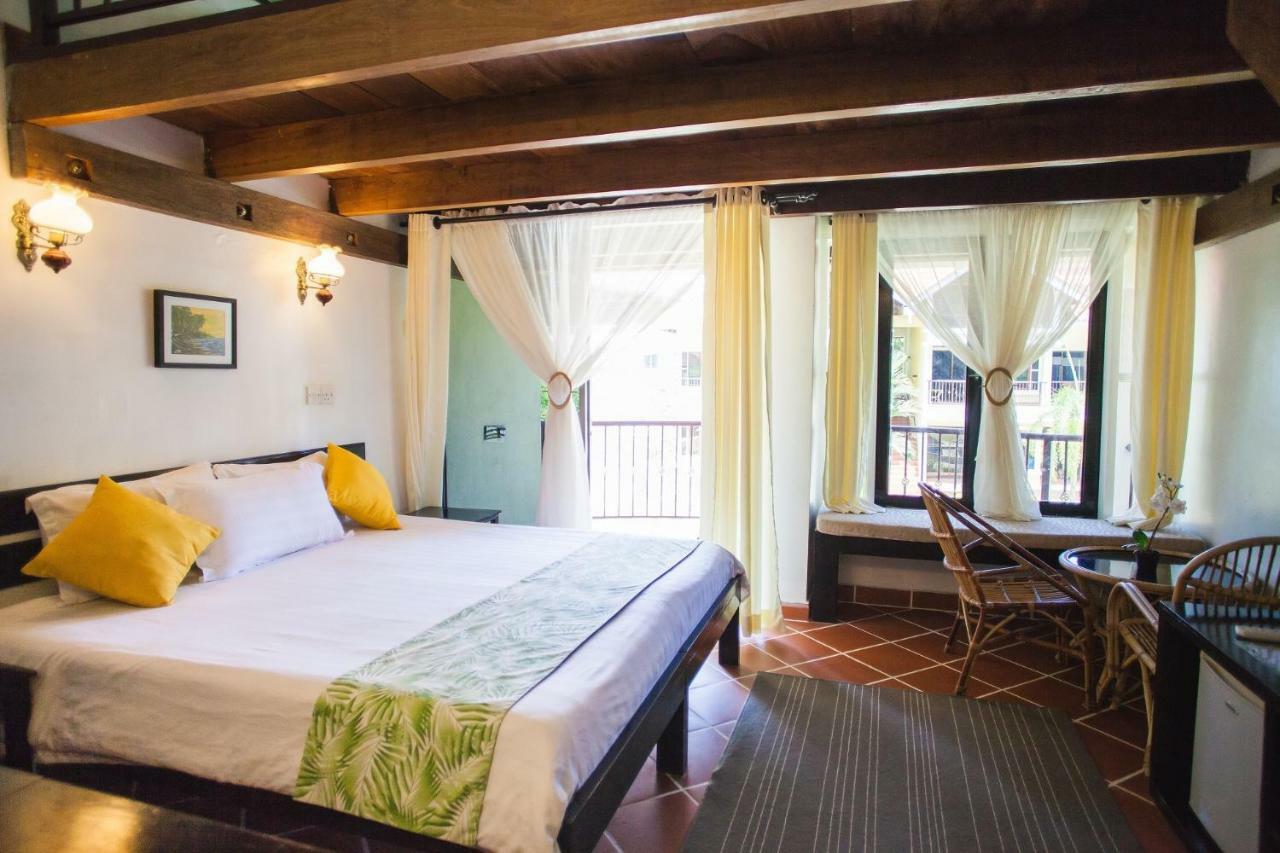 Anjungan Beach Resort Кампунг Телук Нипа Екстериор снимка